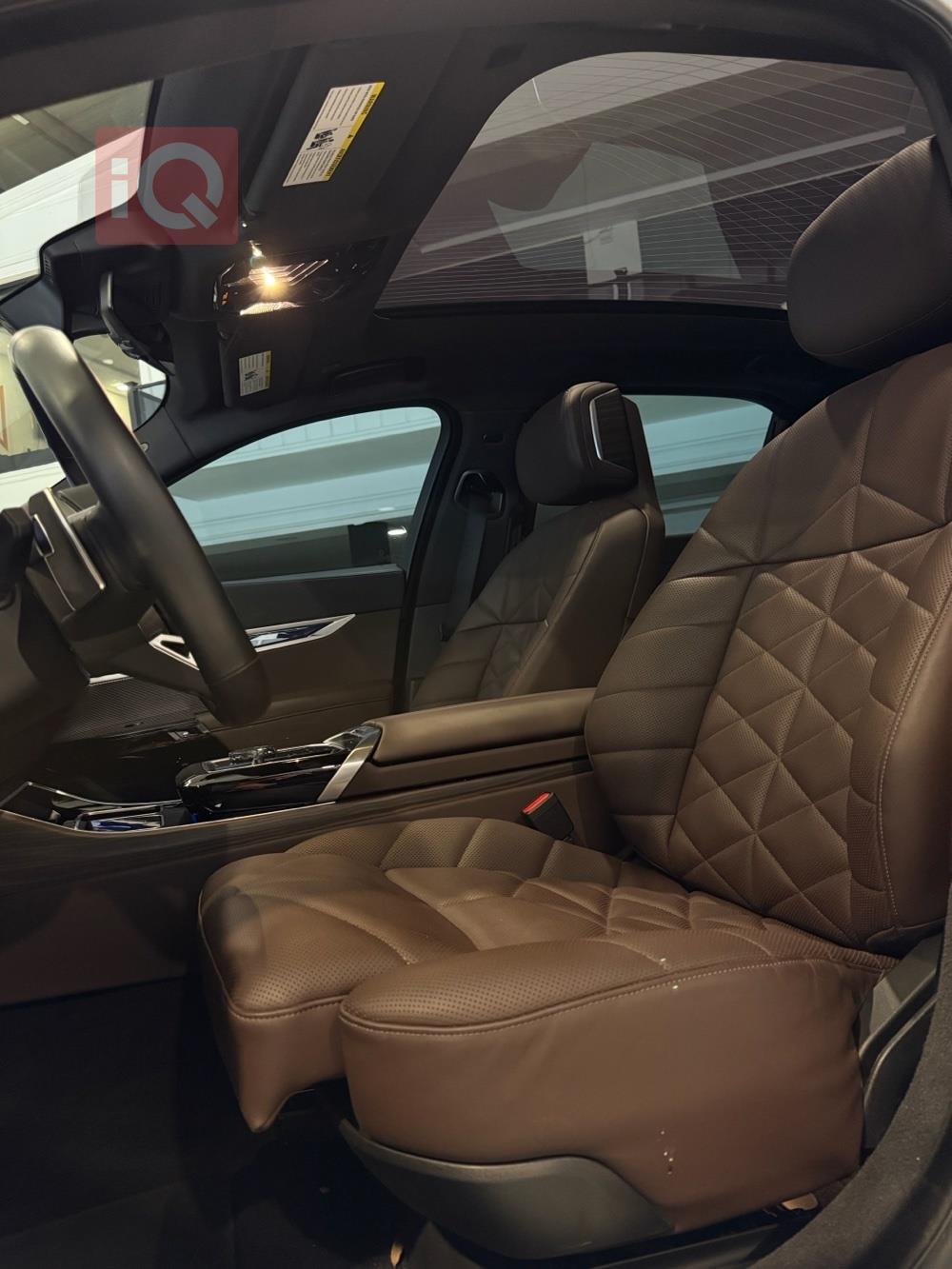 بي ام دبليو الفئة 7